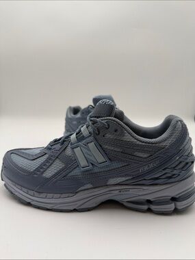 Size 8 Men's New Balance 1906 Utility 1906R Sneakers M1906NL Arctic Grey